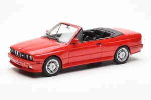BMW M3 E30 Descapotable Rojo Otto 1:18 OT077