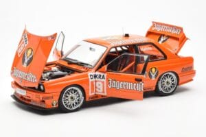 BMW M3 E30 #19 A. Hahne Jägermeister DTM 1992 AUTOart 1:18 89248 Metal - imagen 2 de 8