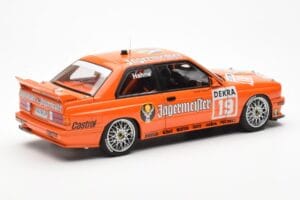 BMW M3 E30 #19 A. Hahne Jägermeister DTM 1992 AUTOart 1:18 89248 Metal - imagen 3 de 8