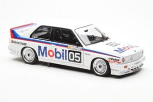 BMW M3 E30 #5 P. Brock Mobil ATCC 1988 AUTOart 1:18 88845 Metal - imagen 6 de 8