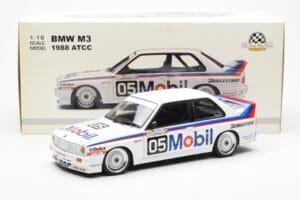 BMW M3 E30 #5 P. Brock Mobil ATCC 1988 AUTOart 1:18 88845 Metal - imagen 8 de 8