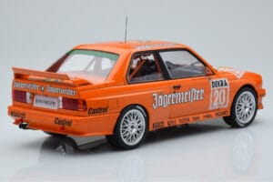 BMW M3 E30 Jagermeister #20 W. Gardner DTM Nurburgring 1992 IXO 1:18 18RMC082B Metal - imagen 2 de 6