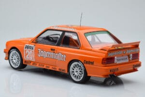 BMW M3 E30 Jagermeister #20 W. Gardner DTM Nurburgring 1992 IXO 1:18 18RMC082B Metal - imagen 5 de 6
