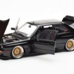 BMW M3 E30 Sport Evolution Negro Custom Wheels AUTOart 1:18 - image 2 of 8