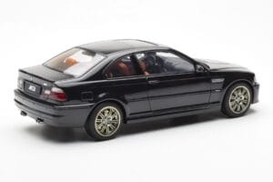 BMW M3 E46 Negro AUTOart 1:18 70541 Metal - imagen 3 de 8