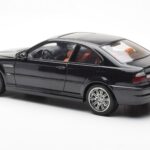 BMW M3 E46 Negro AUTOart 1:18 - image 7 of 8