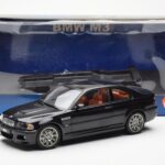 BMW M3 E46 Negro AUTOart 1:18 - image 8 of 8