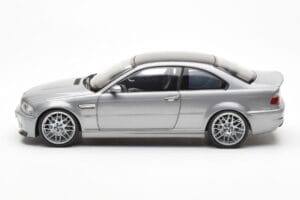 BMW M3 E46 CSL Gris Kyosho 1:18 80430302734 Metal - imagen 4 de 8