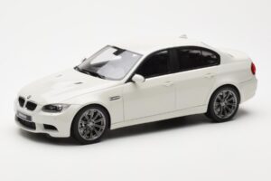 BMW M3 E90 Berlina Blanco GT Spirit 1:18 GT053