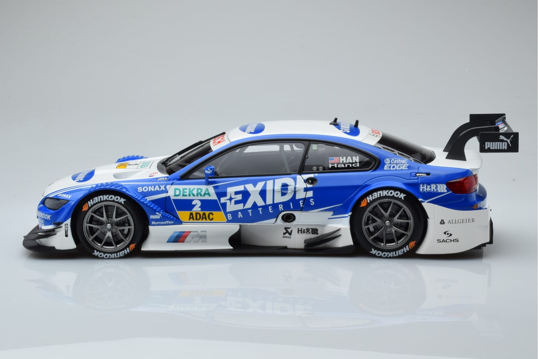 BMW M3 #2 BMW Team RMG A.J. Hand DTM 2012 Minichamps 1:18 100122202 Metal - imagen 4 de 8