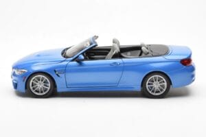 BMW M4 F83 Cabriolet Yas Marina Azul Paragon 1:18 80432339612 Metal - imagen 4 de 8