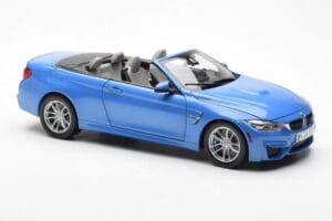 BMW M4 F83 Cabriolet Yas Marina Azul Paragon 1:18 80432339612 Metal - imagen 6 de 8