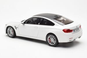 BMW M4 F82 Frozen Brilliant Blanco Paragon 1:18 PA-97101 Metal - imagen 7 de 8