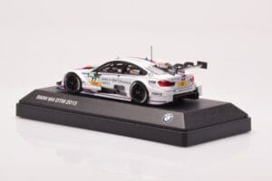 BMW M4 F82 #77 M. Tomczyk BMW M Performance Parts DTM 2015 Minichamps 1:43 80422405594 Metal - imagen 3 de 4