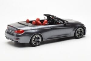 BMW M4 F83 Descapotable Gris GT Spirit 1:18 GT081 Resina - imagen 2 de 6