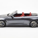 BMW M4 F83 Descapotable Gris GT Spirit 1:18 - image 3 of 6