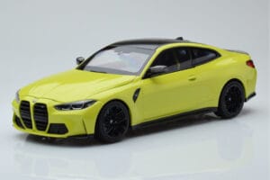 BMW M4 G82 Amarillo Edición Concesionario Minichamps 1:18 80435A51949