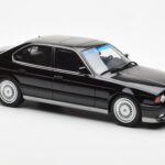 BMW M5 E34 Negro Otto 1:18 - image 4 of 6