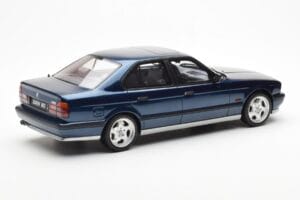 BMW M5 E34 Azul Metallic Otto 1:18 OT576 Resina - imagen 2 de 6