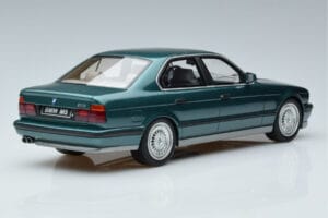 BMW M5 E34 Cecotto Edition Verde Otto 1:18 OT968 Resina - imagen 2 de 6