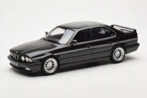 BMW M5 E34 Hartge H5 V12 Diamond Negro Metallic Otto 1:18 OT362