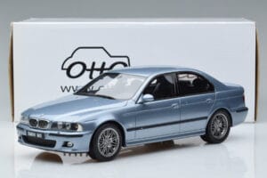 BMW M5 E39 Silverwater Azul Otto 1:18 OT554 Resina - imagen 6 de 6