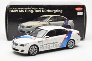 BMW M5 E60 Ring Taxi Nurburgring Kyosho 1:18 08593RT Metal - imagen 8 de 8