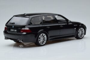 BMW M5 E61 Touring Negro Otto 1:18 OT1020 Resina - imagen 2 de 6