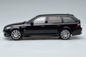 BMW M5 E61 Touring Negro Otto 1:18 OT1020 Resina - imagen 3 de 6