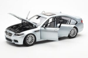 BMW M5 F10 Silverstone Plata Paragon 1:18 80432186353 Metal - imagen 2 de 8