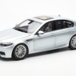 BMW M5 F10 Silverstone Plata Paragon 1:18 80432186353