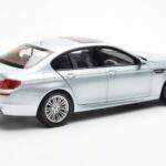 BMW M5 F10 Silverstone Plata Paragon 1:18 80432186353 - image 3 of 8