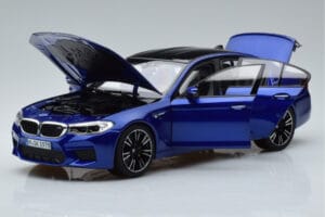 BMW M5 F90 Marina Bay Azul Norev 1:18 80432454783 Metal - imagen 2 de 7