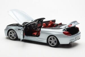 BMW M6 F12 Cabriolet Silverstone Plata II Paragon 1:18 80432253656 Metal - imagen 5 de 8