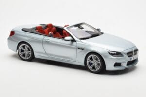 BMW M6 F12 Cabriolet Silverstone Plata II Paragon 1:18 80432253656 Metal - imagen 6 de 8