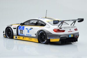 BMW M6 GT3 Rowe Racing #98 A. Graf / R. Westbrook / N. Catsburg / N. Paltalla 24 Hours of Nurburgring 2016 Minichamps 1:18 15 - imagen 5 de 6