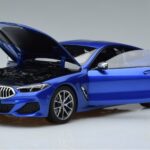 BMW M850i G15 Azul Metálico Norev 1:18 183286 Metal - image 2 of 7