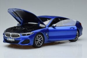 BMW M850i G15 Azul Metálico Norev 1:18 183286 Metal - imagen 2 de 7