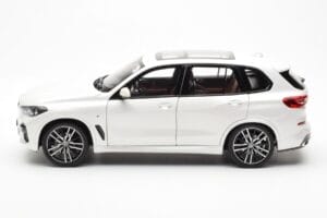 BMW X5 G05 Blanco Paragon 1:18 80432450996 Metal - imagen 4 de 8