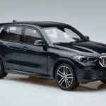 BMW X5 G05 Azul Norev 1:18 183283 Metal - image 5 of 7