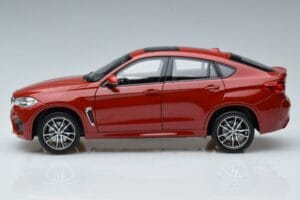 BMW X6M F86 Rojo Norev 1:18 183242 Metal - imagen 4 de 7