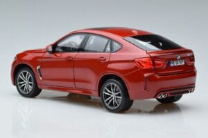BMW X6M F86 Rojo Norev 1:18 183242 Metal - imagen 6 de 7