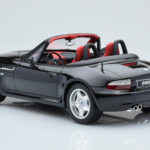 BMW Z3 M E36/7 Roadster Negro Otto 1:18 - image 4 of 5