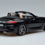 BMW Z4 G29 Negro Metálico Norev 1:18 183272 Metal - image 3 of 7