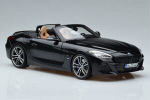 BMW Z4 G29 Negro Metálico Norev 1:18 183272 Metal - imagen 5 de 7