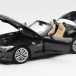 BMW Z4 E89 Spider Negro Metálico Kyosho 1:18 08771BK - image 2 of 9