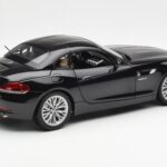BMW Z4 E89 Spider Negro Metálico Kyosho 1:18 08771BK - image 4 of 9