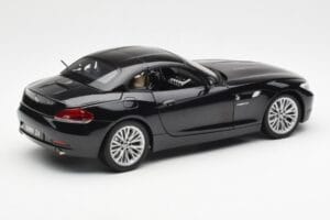 BMW Z4 E89 Spider Negro Metálico Kyosho 1:18 08771BK Metal - imagen 4 de 9