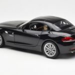 BMW Z4 E89 Spider Negro Metálico Kyosho 1:18 08771BK - image 8 of 9