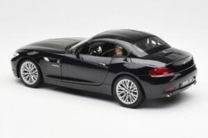 BMW Z4 E89 Spider Negro Metálico Kyosho 1:18 08771BK Metal - imagen 8 de 9